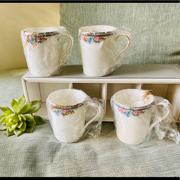 NWOT Christopher Stuart Bone China Set - Picture 3 of 7